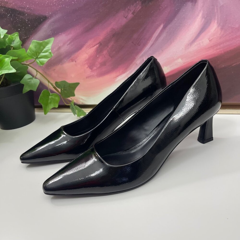 Steve Madden Womens Pointed Toe Kitten Heel Pumps in Black Patent 8.5